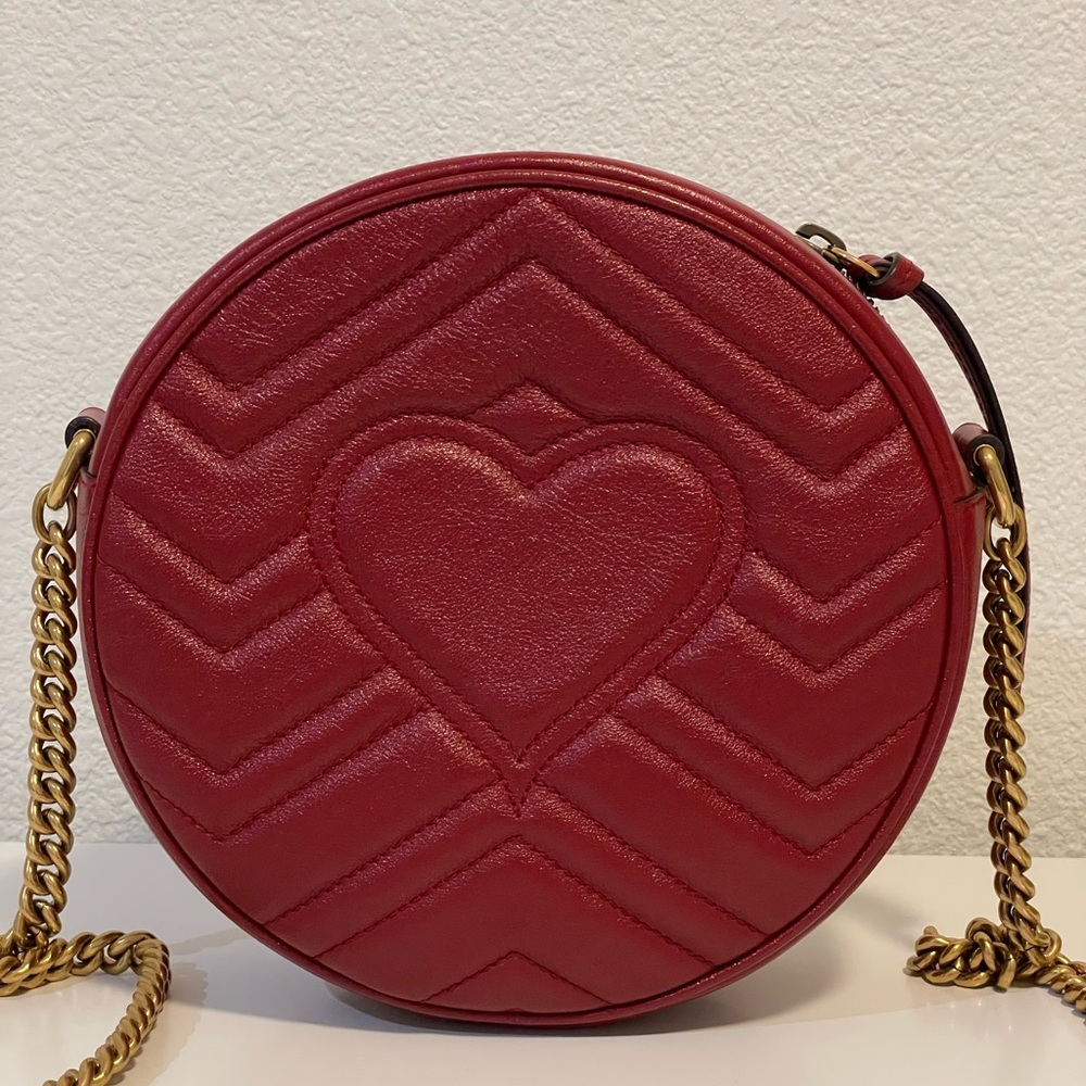 GUCCI GG MARMONT ROUND LEATHER CROSSBODY BAG - Picture 2 of 6